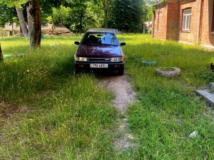 Червоний Мазда 323, об'ємом двигуна 1.5 л та пробігом 0 тис. км за 1500 $, фото 1 на Automoto.ua