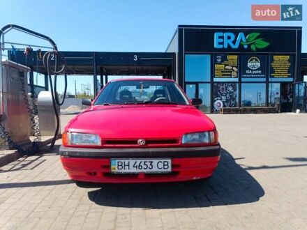 Мазда 323 1993 в Одессе на Automoto.ua Красный Мазда 323, объемом двигателя 1.6 л и пробегом 370 тыс. км за 1200 $, фото 1 на Automoto.ua
