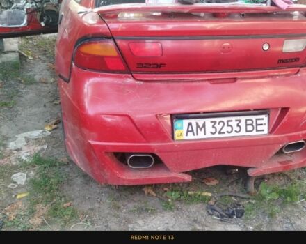 Красный Мазда 323, объемом двигателя 0 л и пробегом 350 тыс. км за 1100 $, фото 1 на Automoto.ua