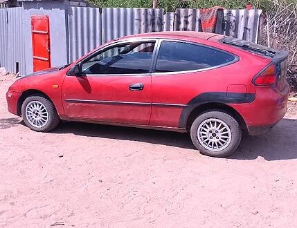 Мазда 323 1997 у Харкові на Automoto.ua Червоний Мазда 323, об'ємом двигуна 1.5 л та пробігом 345 тис. км за 1100 $, фото 1 на Automoto.ua