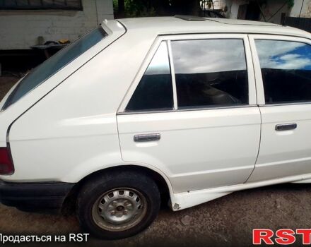 Мазда 323, об'ємом двигуна 1.7 л та пробігом 0 тис. км за 900 $, фото 3 на Automoto.ua