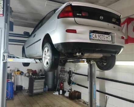 Мазда 323, объемом двигателя 1.5 л и пробегом 215 тыс. км за 3000 $, фото 4 на Automoto.ua