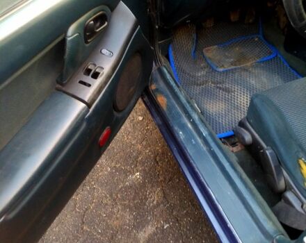 Мазда 323, объемом двигателя 1.5 л и пробегом 0 тыс. км за 1250 $, фото 4 на Automoto.ua