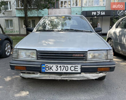 Серый Мазда 323, объемом двигателя 1.32 л и пробегом 255 тыс. км за 900 $, фото 7 на Automoto.ua