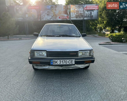 Сірий Мазда 323, об'ємом двигуна 1.32 л та пробігом 260 тис. км за 890 $, фото 6 на Automoto.ua