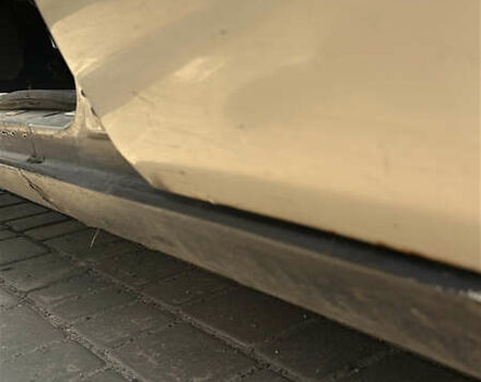 Серый Мазда 323, объемом двигателя 1.32 л и пробегом 153 тыс. км за 1075 $, фото 11 на Automoto.ua