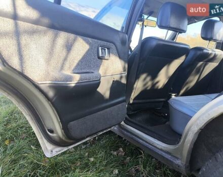 Серый Мазда 323, объемом двигателя 1.3 л и пробегом 212 тыс. км за 300 $, фото 10 на Automoto.ua