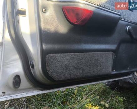 Серый Мазда 323, объемом двигателя 1.3 л и пробегом 212 тыс. км за 300 $, фото 16 на Automoto.ua