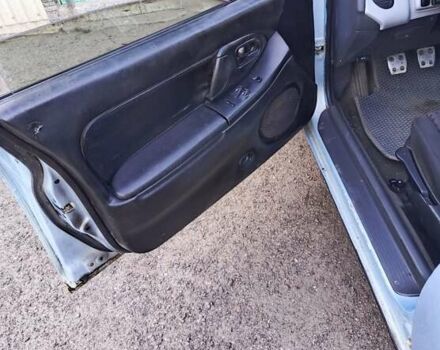 Серый Мазда 323, объемом двигателя 1.5 л и пробегом 410 тыс. км за 2200 $, фото 6 на Automoto.ua