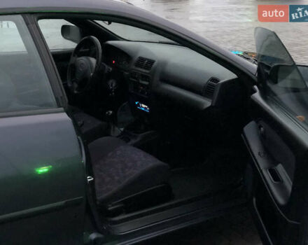 Серый Мазда 323, объемом двигателя 1.5 л и пробегом 199 тыс. км за 2000 $, фото 24 на Automoto.ua