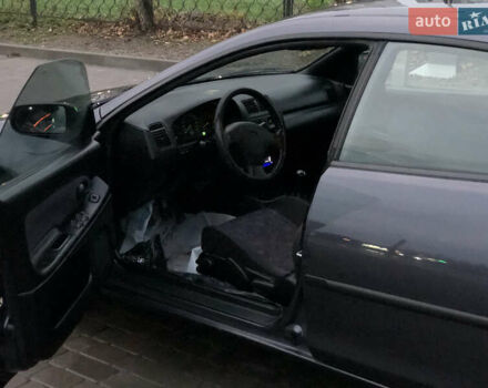 Серый Мазда 323, объемом двигателя 1.5 л и пробегом 199 тыс. км за 2000 $, фото 26 на Automoto.ua