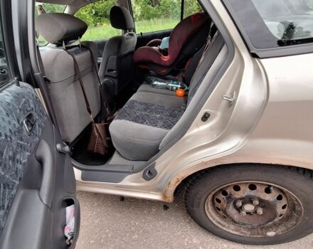 Серый Мазда 323, объемом двигателя 0 л и пробегом 170 тыс. км за 2200 $, фото 6 на Automoto.ua