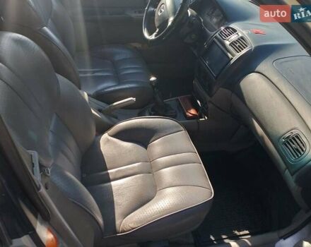 Сірий Мазда 323, об'ємом двигуна 2 л та пробігом 300 тис. км за 2906 $, фото 5 на Automoto.ua