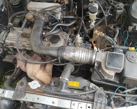 Сірий Мазда 323, об'ємом двигуна 1.7 л та пробігом 400 тис. км за 1000 $, фото 7 на Automoto.ua