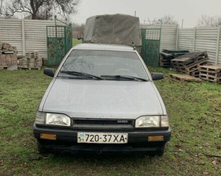 Серый Мазда 323, объемом двигателя 1.6 л и пробегом 3 тыс. км за 1000 $, фото 3 на Automoto.ua