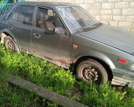 Серый Мазда 323, объемом двигателя 0 л и пробегом 999 тыс. км за 270 $, фото 3 на Automoto.ua