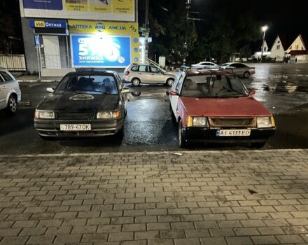 Серый Мазда 323, объемом двигателя 1.6 л и пробегом 550 тыс. км за 418 $, фото 3 на Automoto.ua