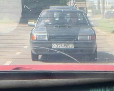 Серый Мазда 323, объемом двигателя 1.6 л и пробегом 550 тыс. км за 418 $, фото 7 на Automoto.ua