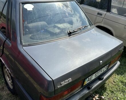 Сірий Мазда 323, об'ємом двигуна 1.6 л та пробігом 200 тис. км за 400 $, фото 3 на Automoto.ua