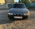 Серый Мазда 323, объемом двигателя 1.7 л и пробегом 270 тыс. км за 1800 $, фото 1 на Automoto.ua