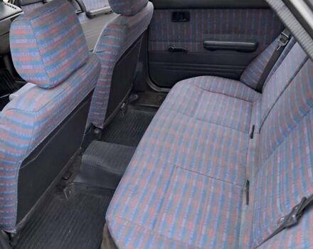 Сірий Мазда 323, об'ємом двигуна 1.7 л та пробігом 420 тис. км за 2200 $, фото 11 на Automoto.ua