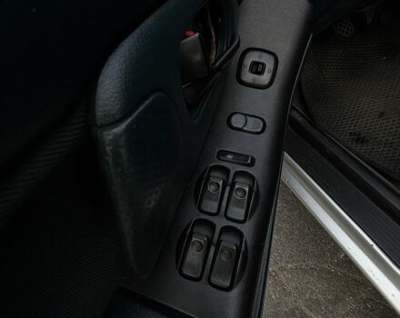 Серый Мазда 323, объемом двигателя 1.5 л и пробегом 335 тыс. км за 3300 $, фото 10 на Automoto.ua