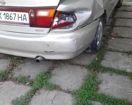 Серый Мазда 323, объемом двигателя 1.5 л и пробегом 2 тыс. км за 1000 $, фото 7 на Automoto.ua