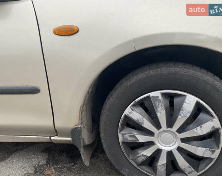 Серый Мазда 323, объемом двигателя 1.5 л и пробегом 286 тыс. км за 2450 $, фото 6 на Automoto.ua