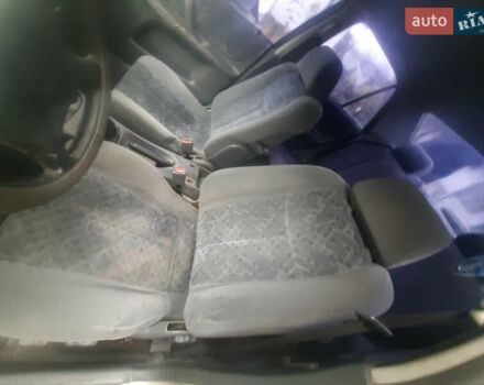 Сірий Мазда 323, об'ємом двигуна 1.5 л та пробігом 340 тис. км за 1600 $, фото 3 на Automoto.ua