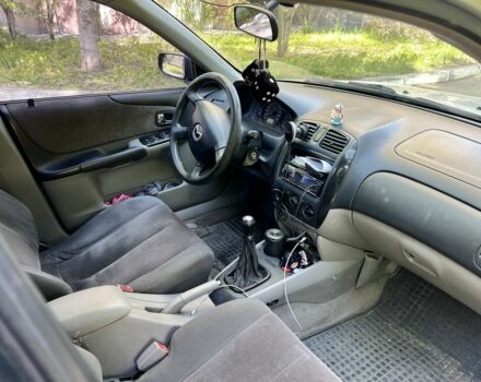 Сірий Мазда 323, об'ємом двигуна 1.6 л та пробігом 220 тис. км за 2700 $, фото 5 на Automoto.ua