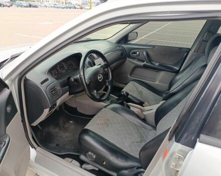 Серый Мазда 323, объемом двигателя 1.6 л и пробегом 370 тыс. км за 2300 $, фото 7 на Automoto.ua