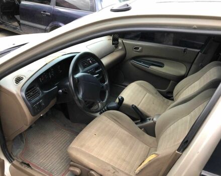 Серый Мазда 323, объемом двигателя 0 л и пробегом 15 тыс. км за 1500 $, фото 3 на Automoto.ua
