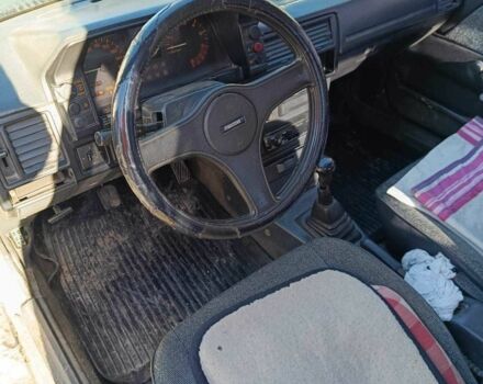 Серый Мазда 323, объемом двигателя 0 л и пробегом 111 тыс. км за 1000 $, фото 1 на Automoto.ua