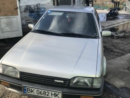Мазда 323 1989 у Рівному на Automoto.ua Сірий Мазда 323, об'ємом двигуна 1.3 л та пробігом 245 тис. км за 1000 $, фото 1 на Automoto.ua