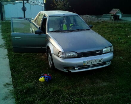 Сірий Мазда 323, об'ємом двигуна 1.6 л та пробігом 200 тис. км за 1200 $, фото 1 на Automoto.ua