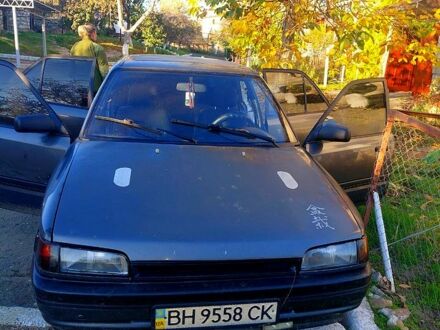 Сірий Мазда 323, об'ємом двигуна 1.7 л та пробігом 290 тис. км за 1200 $, фото 1 на Automoto.ua