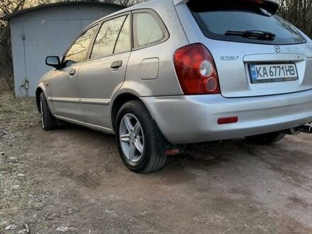 Мазда 323 2002 у Буче на Automoto.ua Сірий Мазда 323, об'ємом двигуна 1.6 л та пробігом 320 тис. км за 3100 $, фото 1 на Automoto.ua