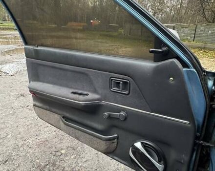 Синий Мазда 323, объемом двигателя 1.32 л и пробегом 220 тыс. км за 950 $, фото 9 на Automoto.ua