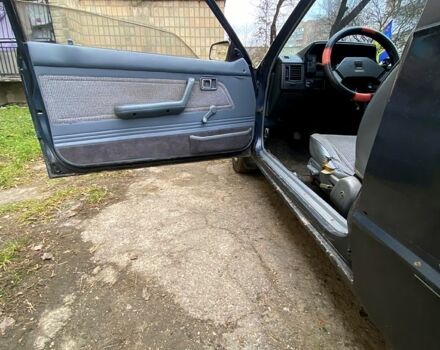 Синій Мазда 323, об'ємом двигуна 15 л та пробігом 300 тис. км за 500 $, фото 5 на Automoto.ua