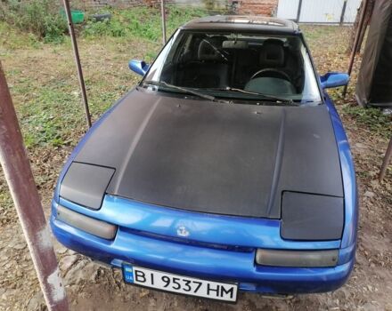 Синий Мазда 323, объемом двигателя 1.6 л и пробегом 10 тыс. км за 1426 $, фото 1 на Automoto.ua