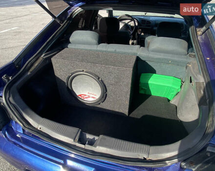 Синій Мазда 323, об'ємом двигуна 1.49 л та пробігом 285 тис. км за 1700 $, фото 4 на Automoto.ua