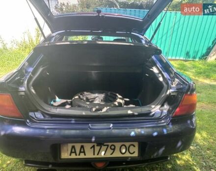 Синий Мазда 323, объемом двигателя 1.5 л и пробегом 350 тыс. км за 3300 $, фото 5 на Automoto.ua