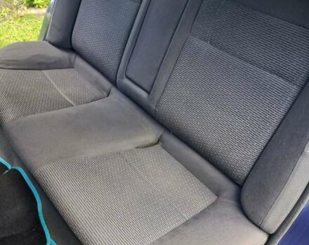 Синий Мазда 323, объемом двигателя 1.5 л и пробегом 350 тыс. км за 3300 $, фото 9 на Automoto.ua