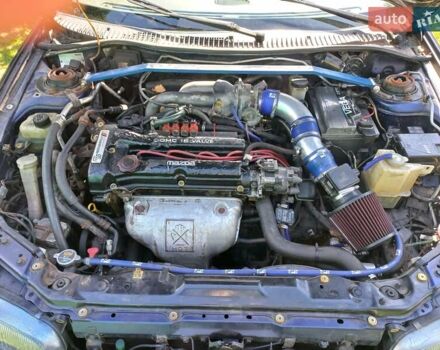 Синий Мазда 323, объемом двигателя 1.5 л и пробегом 350 тыс. км за 3300 $, фото 6 на Automoto.ua