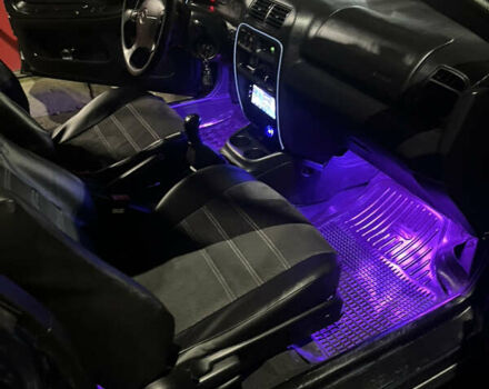 Синій Мазда 323, об'ємом двигуна 1.49 л та пробігом 343 тис. км за 2100 $, фото 8 на Automoto.ua