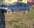 Синій Мазда 323, об'ємом двигуна 1.6 л та пробігом 223 тис. км за 1100 $, фото 1 на Automoto.ua