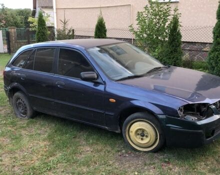 Синій Мазда 323, об'ємом двигуна 1.5 л та пробігом 220 тис. км за 2000 $, фото 2 на Automoto.ua
