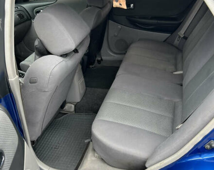 Синий Мазда 323, объемом двигателя 1.6 л и пробегом 172 тыс. км за 3600 $, фото 12 на Automoto.ua