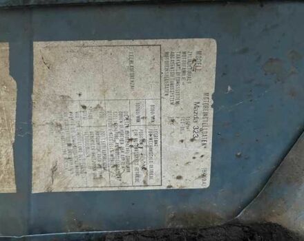 Синій Мазда 323, об'ємом двигуна 1.6 л та пробігом 320 тис. км за 400 $, фото 8 на Automoto.ua