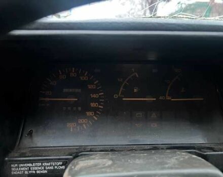 Синій Мазда 323, об'ємом двигуна 1.6 л та пробігом 320 тис. км за 400 $, фото 6 на Automoto.ua